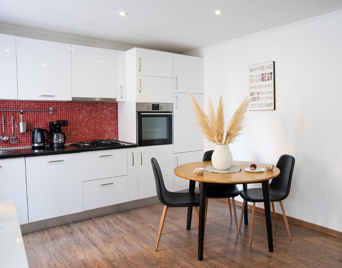 Rovigno Tesoro 1 Apartment Luaran gambar